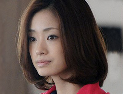 半澤花(上戶彩 飾)