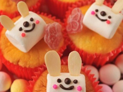 ޻ǣ׌һȺ|@вѵġá޻Holdס