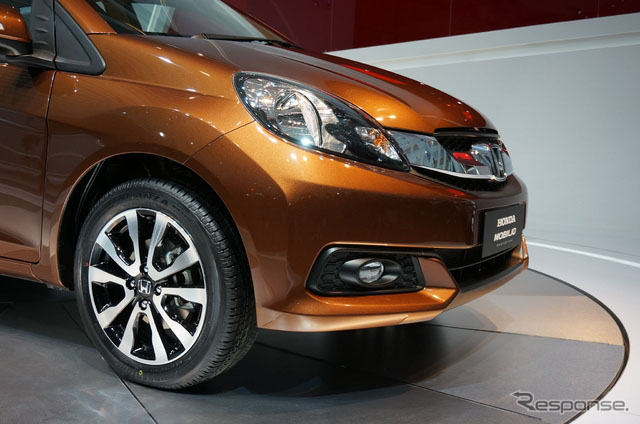 ӡLMPV܇Mobilio 2016NĿ30fv4