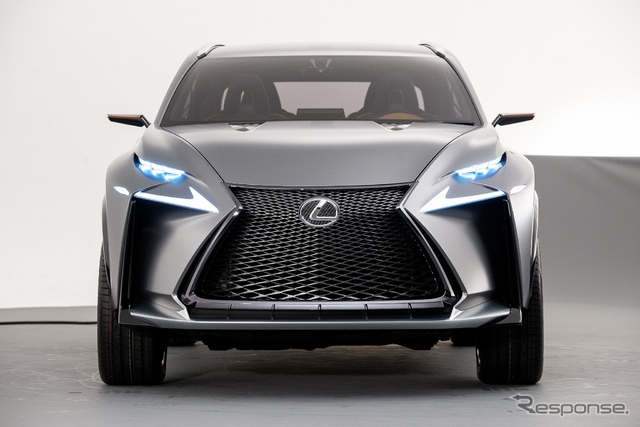 OӋܷ׿_˹SUV¿LF-NXɞЈ2