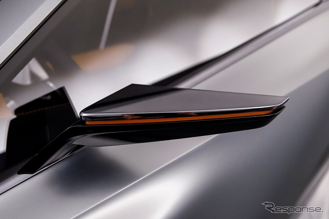 OӋܷ׿_˹SUV¿LF-NXɞЈ8