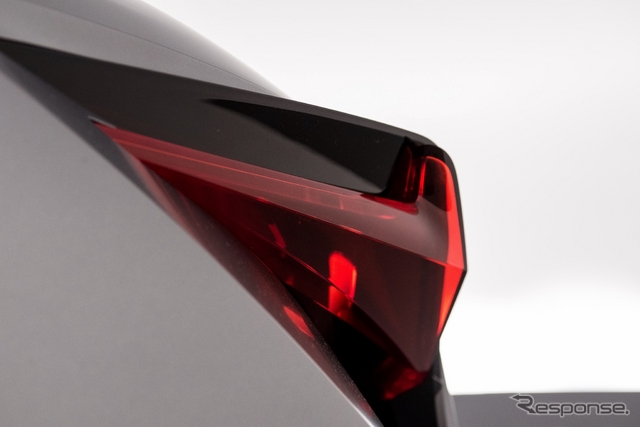 OӋܷ׿_˹SUV¿LF-NXɞЈ10