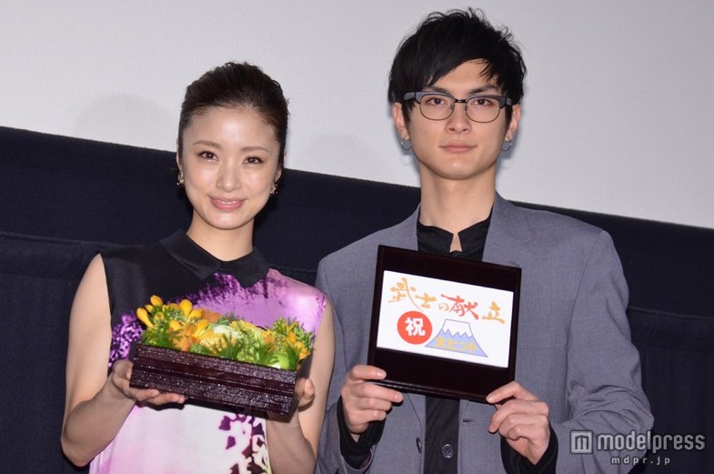 上戶彩料理主題電影見面會上大談新年菜肴的寓意