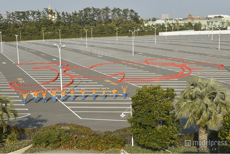 巨型米奇現身東京迪斯尼樂園