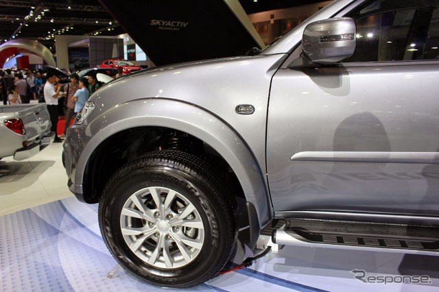 ܇չPajero Sport 䓰ԽҰSUVdA12