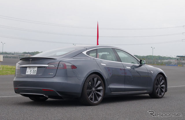 DծaLeaf Nismo RCc˹Model S피EV܇Ե܇ 3