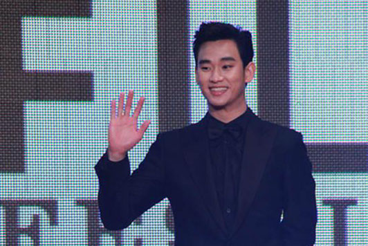 ЫFF
ڮ{衶ǵ㡷@Ö|ҕс݆TnǽtҲ硱౾Ӱ_Ļʽ 