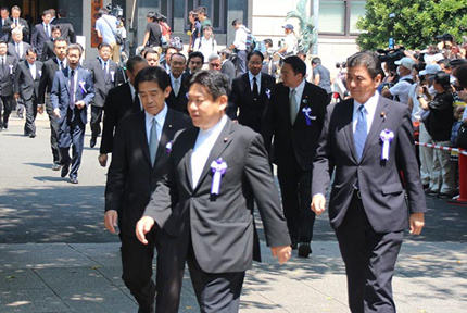 ؕrg81511rSrg10rɳ^ձhTMɵġһݾhTFǰ텢ݾϤ@Fwÿ궼@һ셢ݾձలx罛h؄ecһ򾸇繩ˡϡM