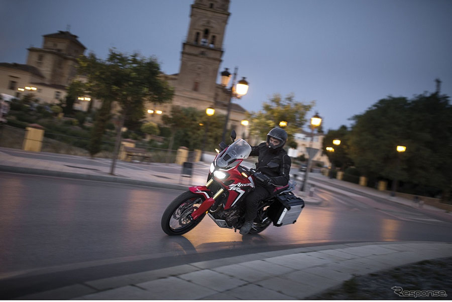 ϵĦ܇ðUĦ܇CRF1000L Africa Twin