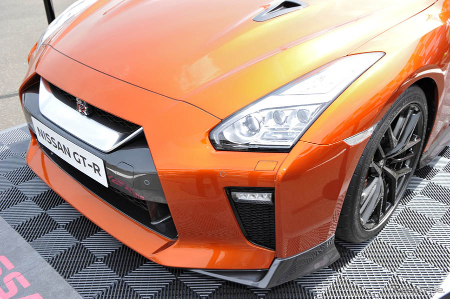 ծa2016 SUPER GTAِչGT-R2017