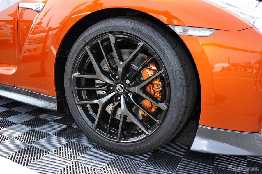 ծa2016 SUPER GTAِչGT-R2017