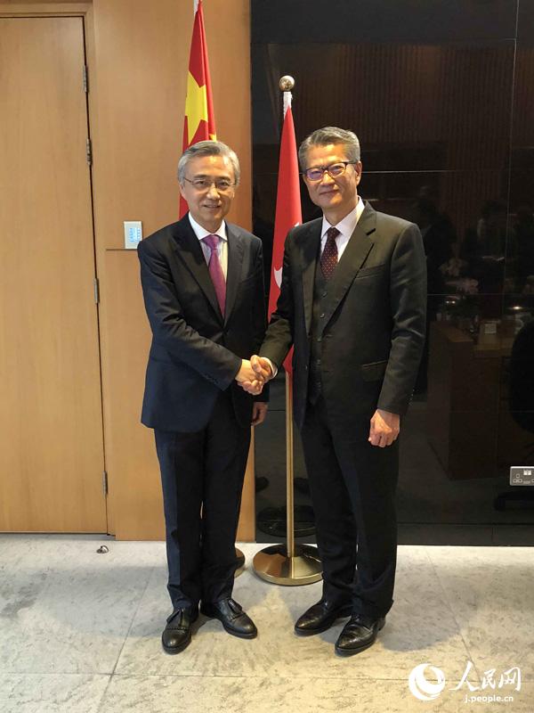 Їvձʹ^̄չʹҫc؅^ؔ˾˾Lïؔ˾