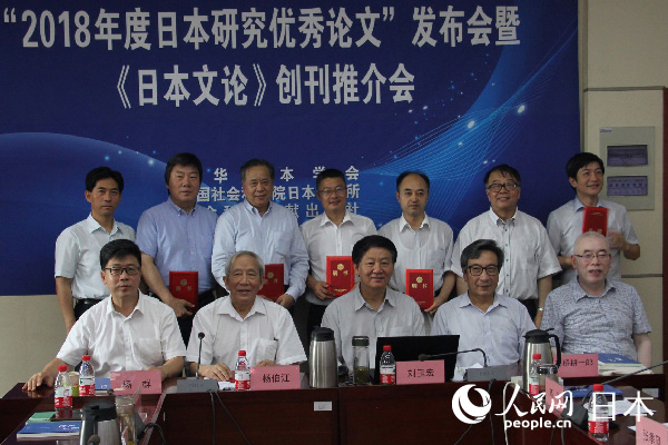 ձՓίƸlŃxʽӰS-z