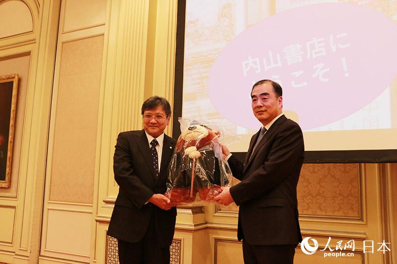 絾W¼汾λ˾x߅xƴЇWͬЇvձʹCٛͼoƷ