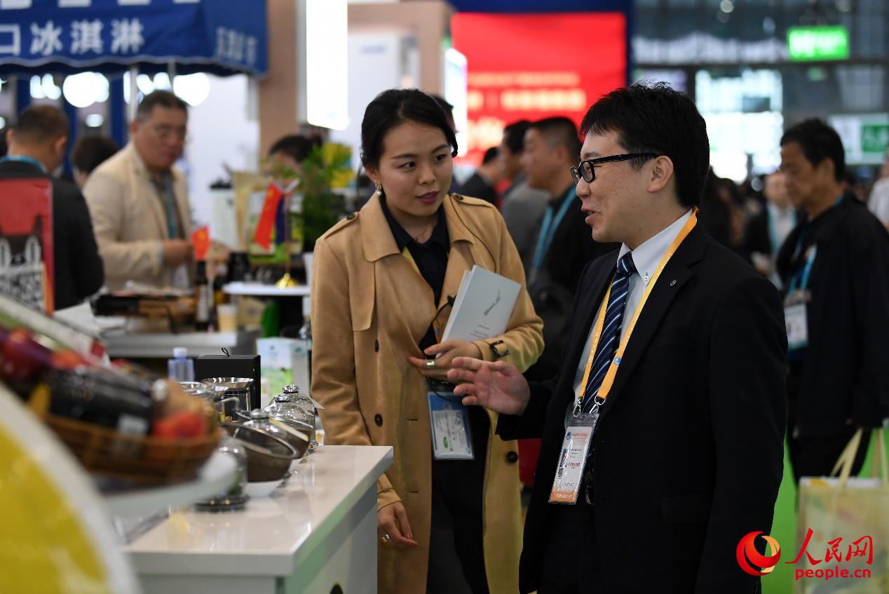 ʯɽʳƷչ^չ_^ĦWWӛ z