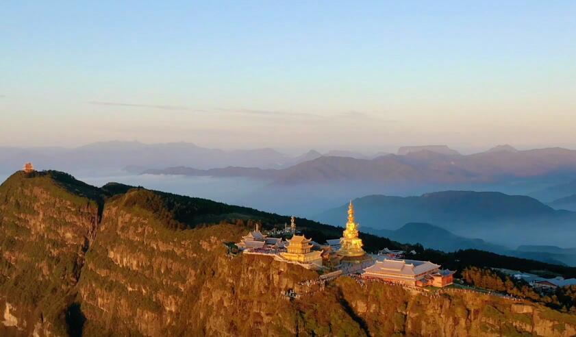 四川省峨眉山市