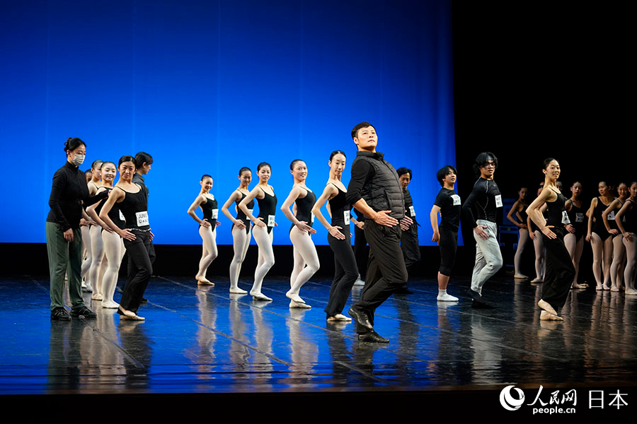 ɽFFɆTFSз̎nWӛ Iz