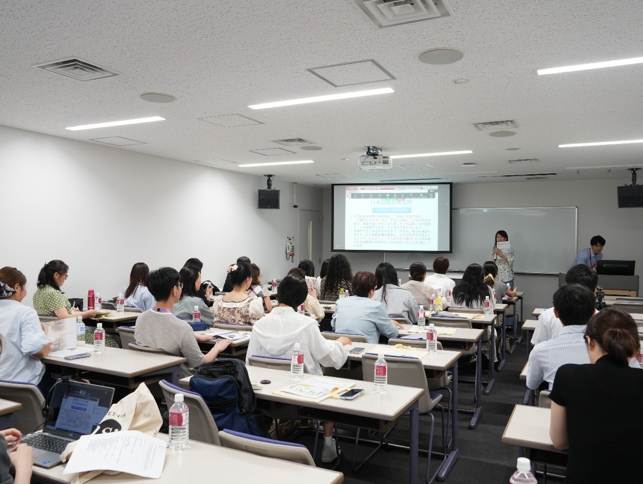 講座現場。人民網 許可攝