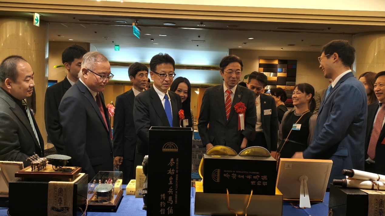 與會嘉賓親切交流。中國駐福岡總領館供圖