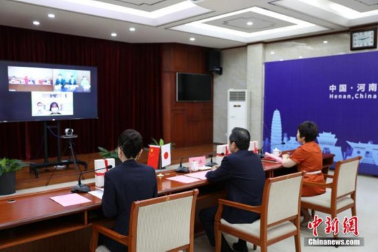 D龀ϾٛxʽF <a target='_blank'  data-cke-saved- ><p  align=