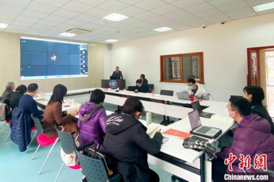 中日學者共同撰寫的《中日關系2022:難局—紓困與“安保元年”》發布