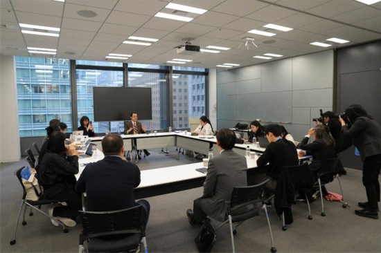 聯合采訪佳能全球戰略研究所研究主任宮家邦彥。中日韓合作秘書處供圖